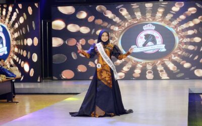Berlaga di Catwalk Putri Hijabfluencer Jawa Tengah 2023, Isna Septi Handayani Sukses Raih Juara III