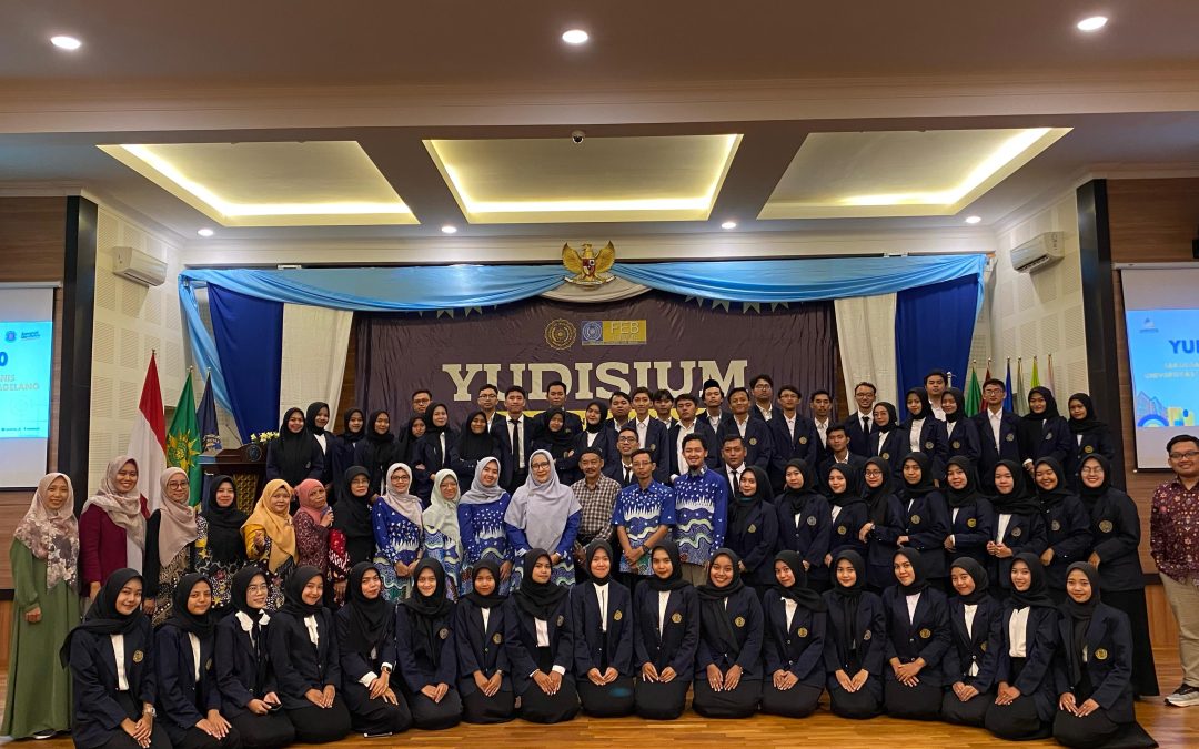 Capai Puncak Prestasi: Yudisium Mahasiswa FEB UNIMMA Periode 2023/2024, Sukses Menyelesaikan Studi dengan Gemilang