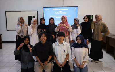 Siswa SMA dan SMK Wilayah Kedu Rasakan Pengalaman Kuliah melalui Program Sit In Class di FEB Unimma